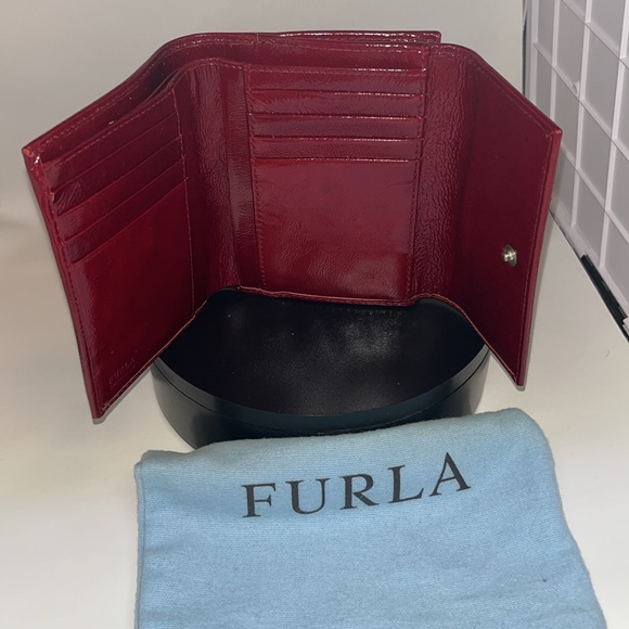 💯 Candy Apple Red Furla Wallet - Picture 5 of 7